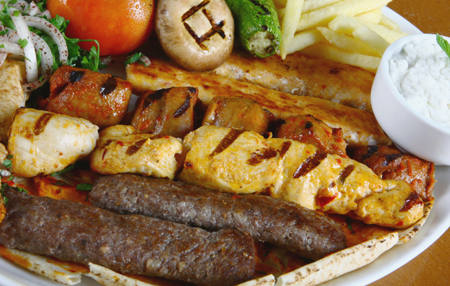 Photo of Clay barbecue skewers: chicken, veal and meat from the Lebanese platters menu